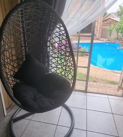 Funky Dot Sleeping Spot Διαμέρισμα Κέμπτον Παρκ Εξωτερικό φωτογραφία