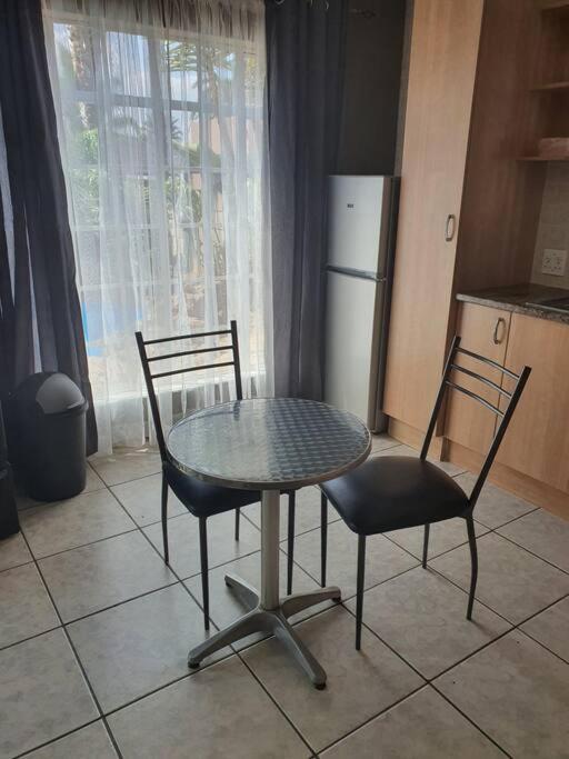 Funky Dot Sleeping Spot Διαμέρισμα Κέμπτον Παρκ Εξωτερικό φωτογραφία