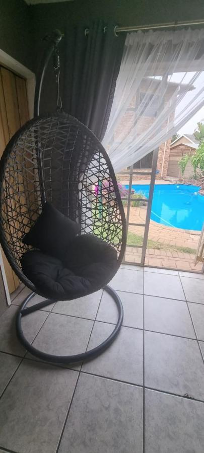 Funky Dot Sleeping Spot Διαμέρισμα Κέμπτον Παρκ Εξωτερικό φωτογραφία